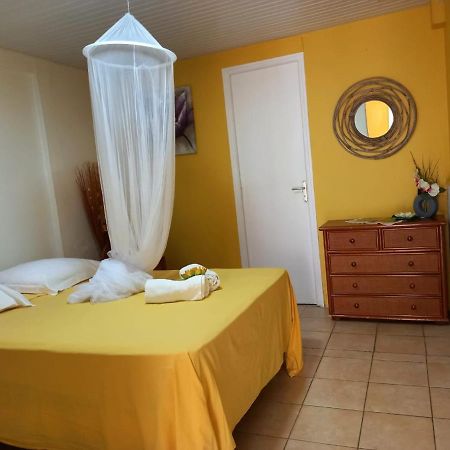 Petit Appartement Cosy Pres Des Plages Sainte-Anne Εξωτερικό φωτογραφία